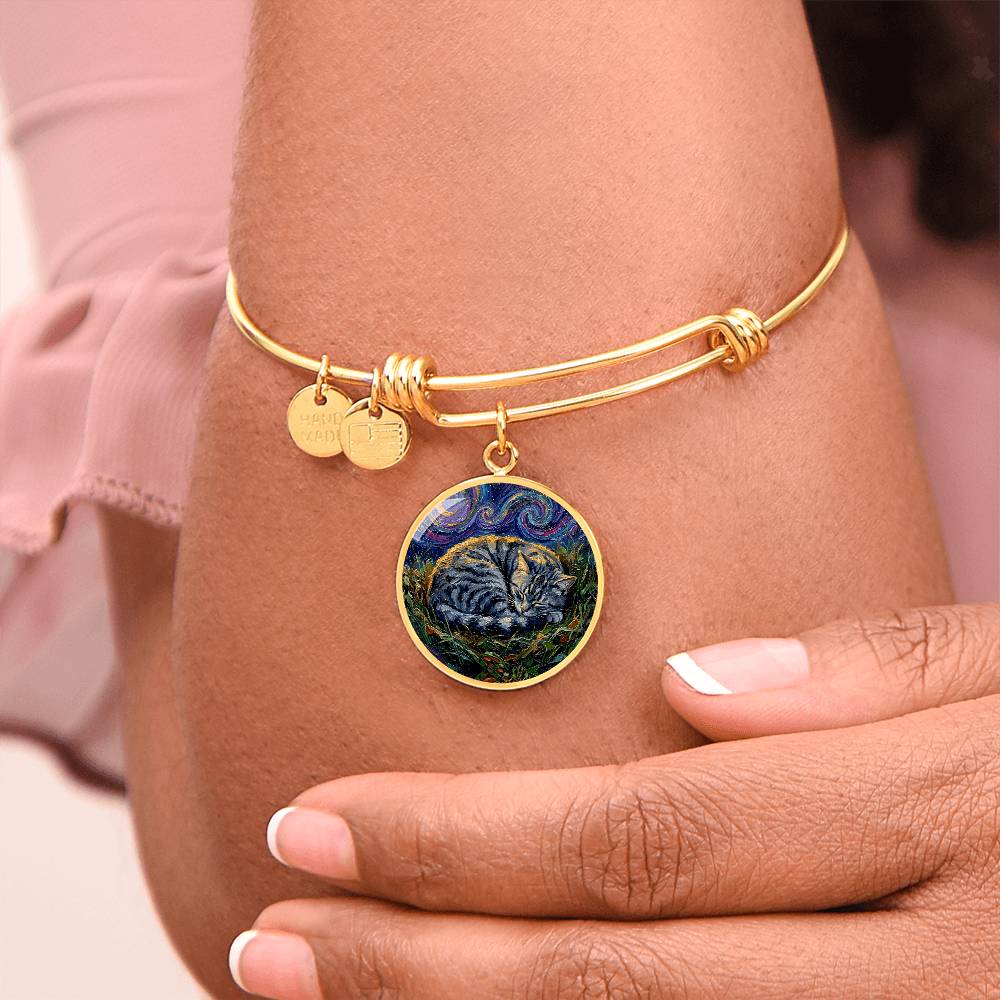 Sleepy American Shorthair Tabby Round Charm Bracelet