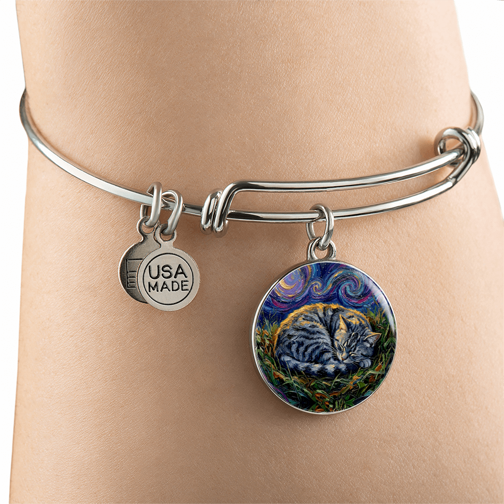 Sleepy American Shorthair Tabby Round Charm Bracelet