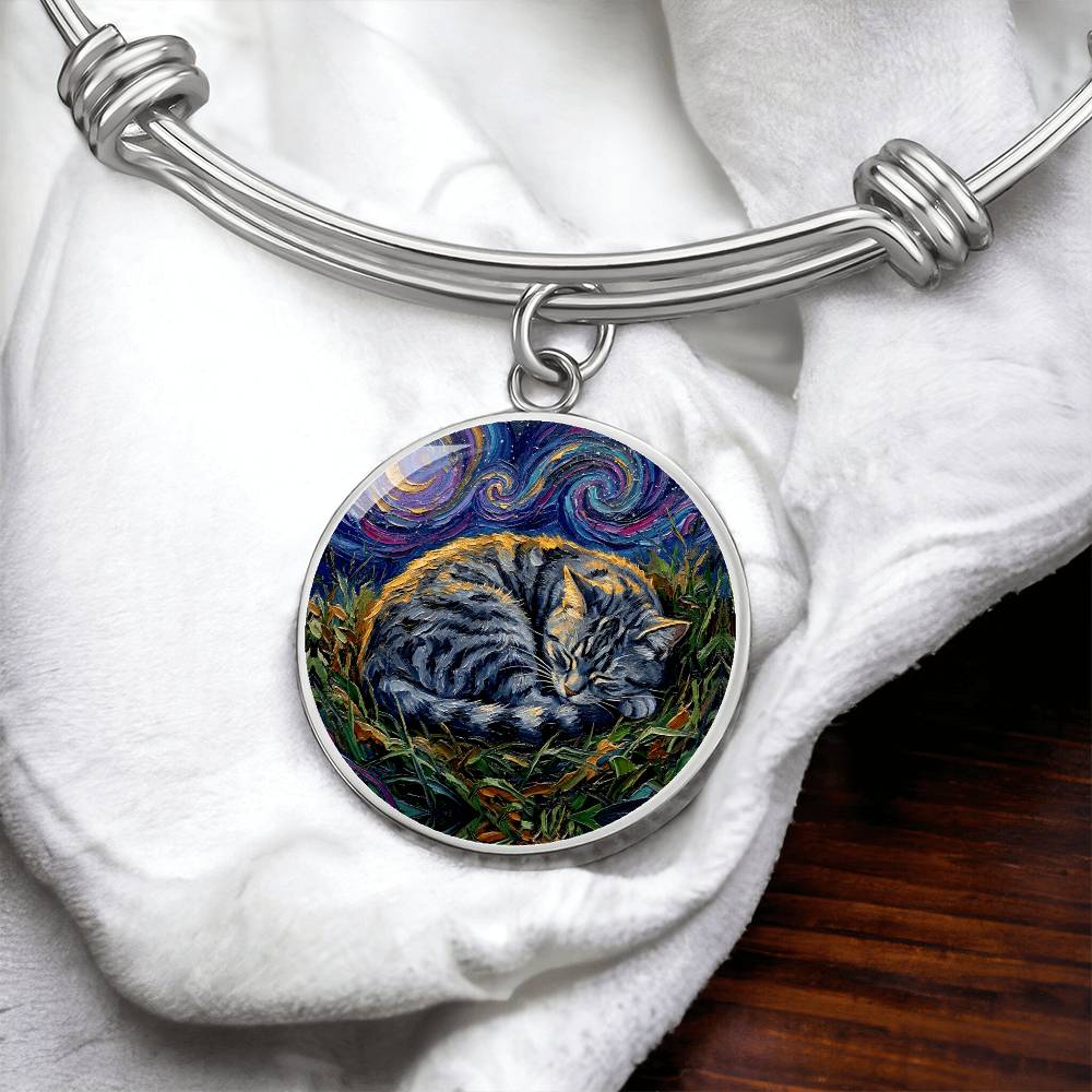 Sleepy American Shorthair Tabby Round Charm Bracelet