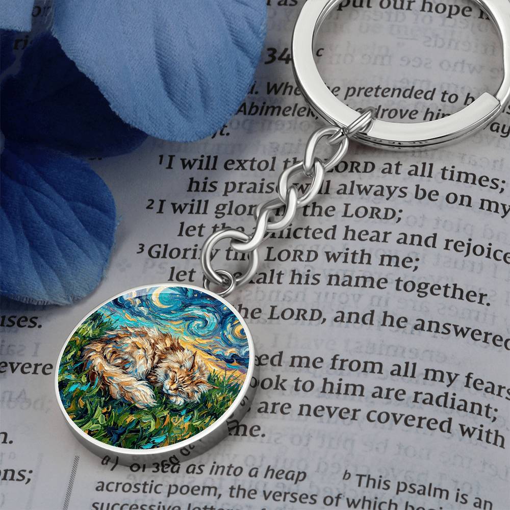 Sleepy Maine Coon Night Round Keychain